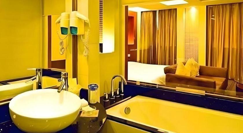 Friendship Hotel Shenzhen Dış mekan fotoğraf
